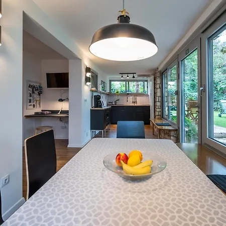 Amazing In With Wifi Apartment *